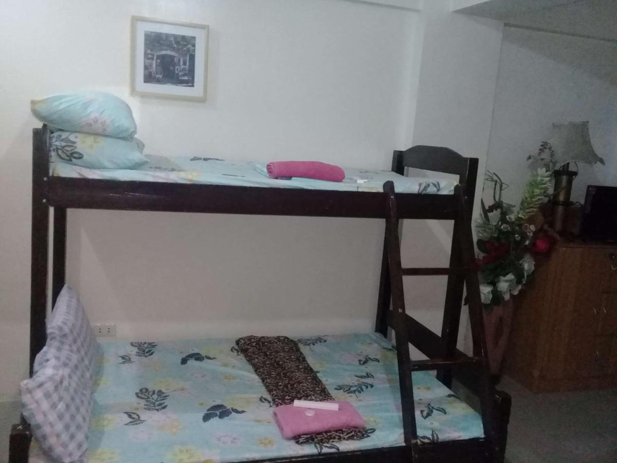 Ekonumi Rooms At Moonwalk Paranaque Paranaque City Ngoại thất bức ảnh
