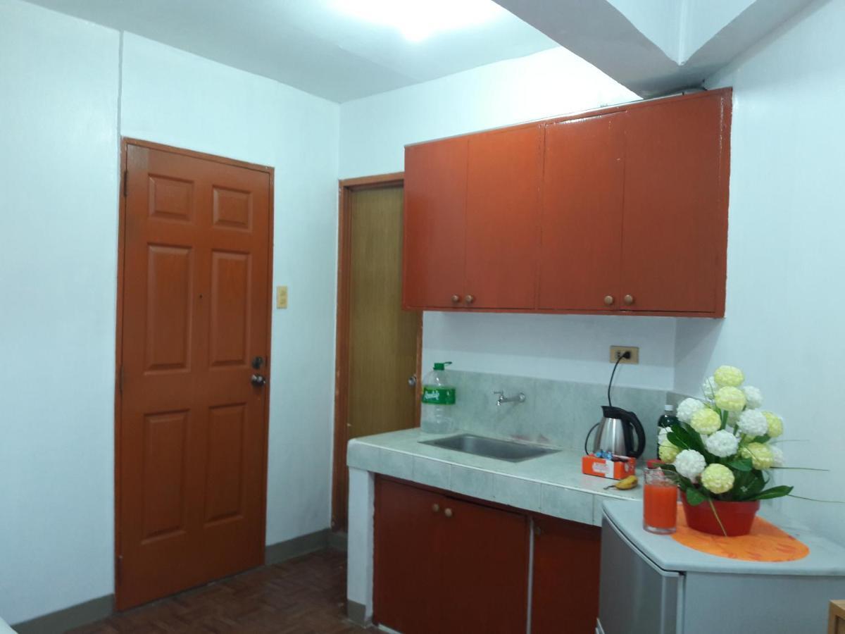 Ekonumi Rooms At Moonwalk Paranaque Paranaque City Ngoại thất bức ảnh