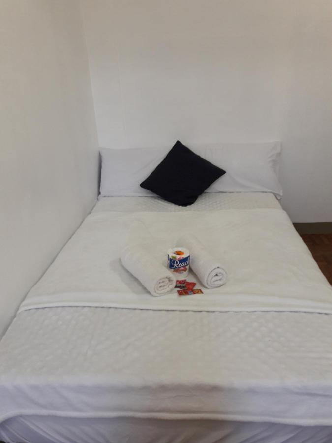 Ekonumi Rooms At Moonwalk Paranaque Paranaque City Ngoại thất bức ảnh